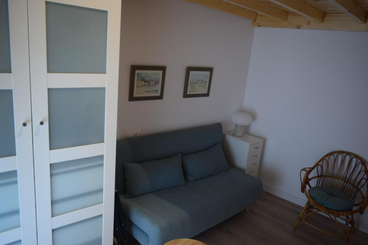 Lira Donkey Apartment Seville Exterior photo